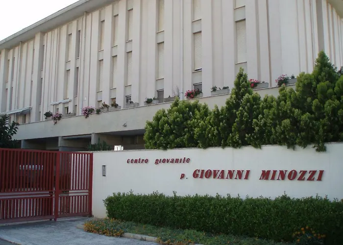 Hotel Centro Giovanile Padre Minozzi *